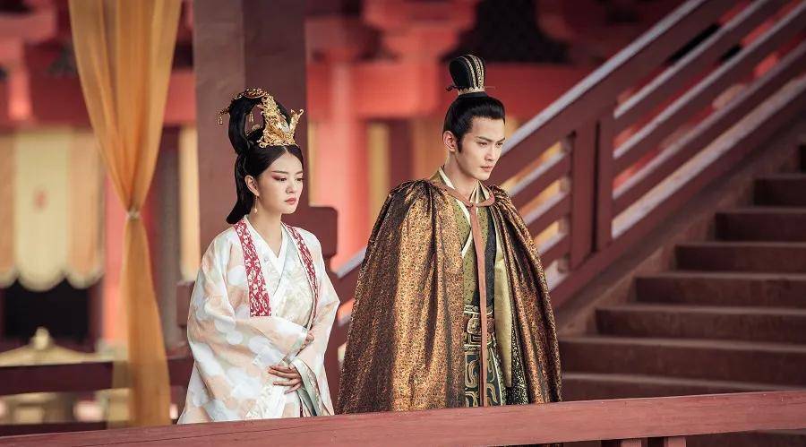 隋文帝之妻独孤伽罗坚持一夫一妻制,控制丈夫误信杨广,备受争议