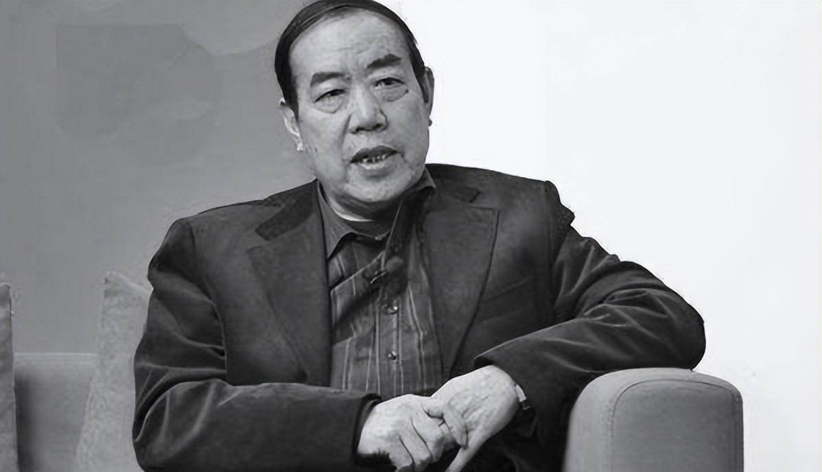 贾平凹,当年娶妻,母亲要求不瞎就行,其中辛酸谁人知_丧礼_妻子_韩俊芳