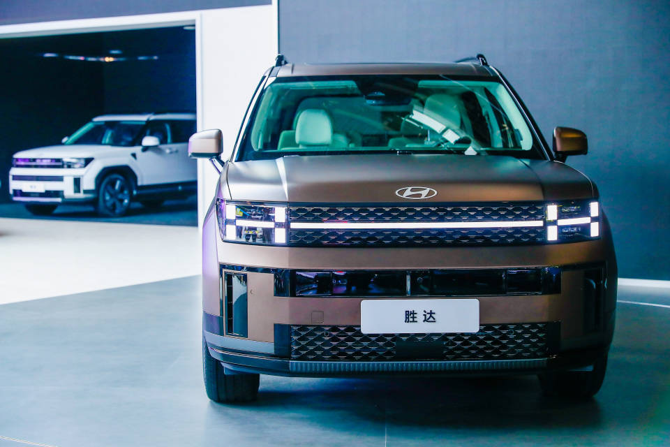 代胜达内饰首次曝光,再等等,8月上市与锐界l一争高下_搜狐汽车_搜狐网