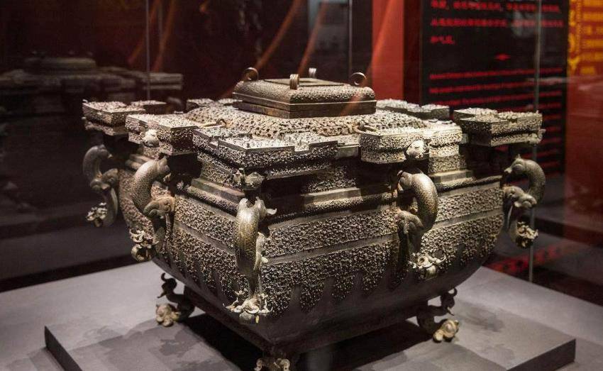 古人的消暑饮食:吃冰棍,喝冷饮,给炎炎盛夏"降降温"_古代_人们_薄荷