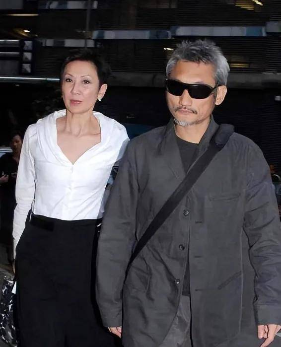 27岁相识,45岁结婚,丁克36年后,他让小30岁助理怀孕,她拿奖无数_徐克