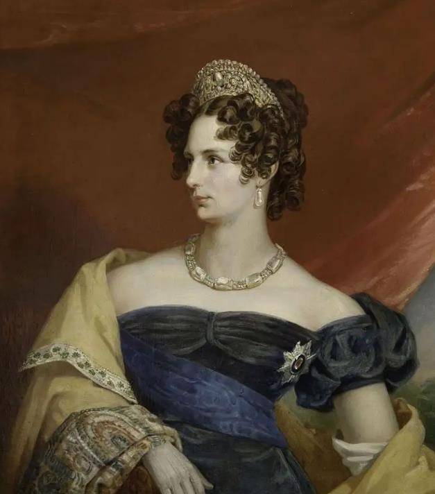 恐惧她嫁过来,还把俄国覆灭归罪于她_尼古拉_亚历山德拉_亚历山大三世