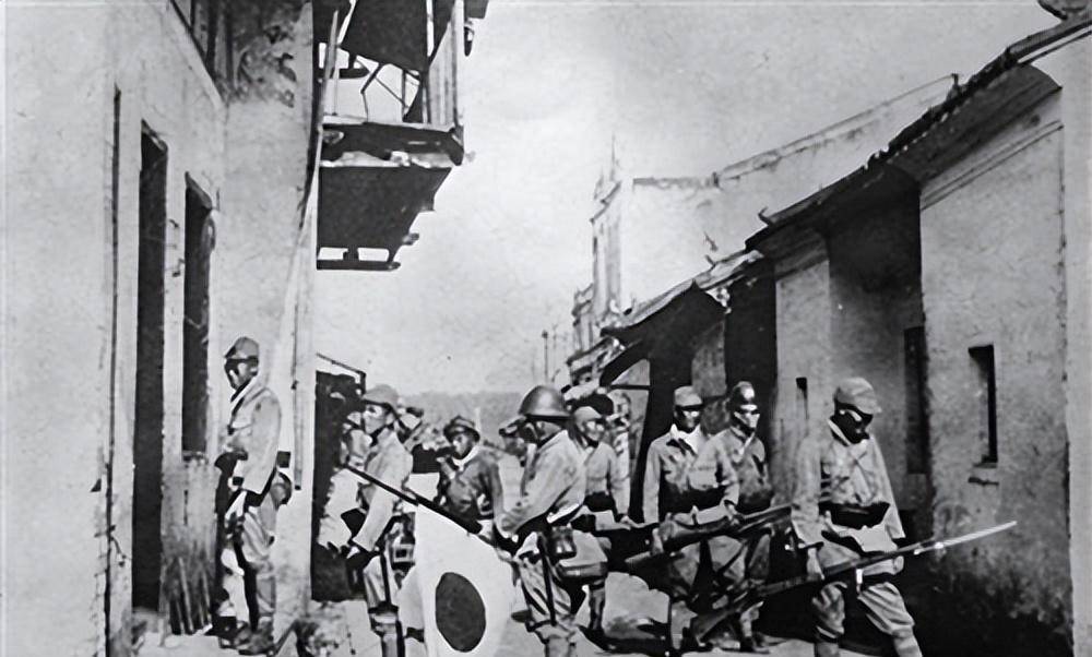 舍生忘死 气壮山河,马石山十勇士:舍身掩护千名群众转移