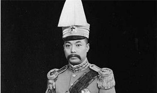 这个人绰号"张疯子",曾任民国总理,1928年被"快递小哥"刺杀_张绍曾