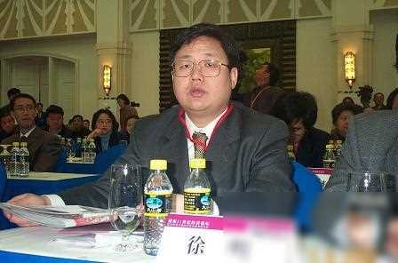 亿万富豪徐明:病死狱中8年后,明星妻子田海蓉和女儿过得怎样