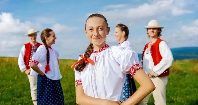 俄罗斯人与波兰人有什么不同点?