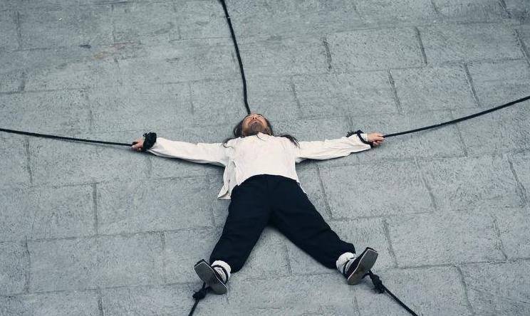 五马分尸竟将马硬拉回来?能杀死他的只有自己