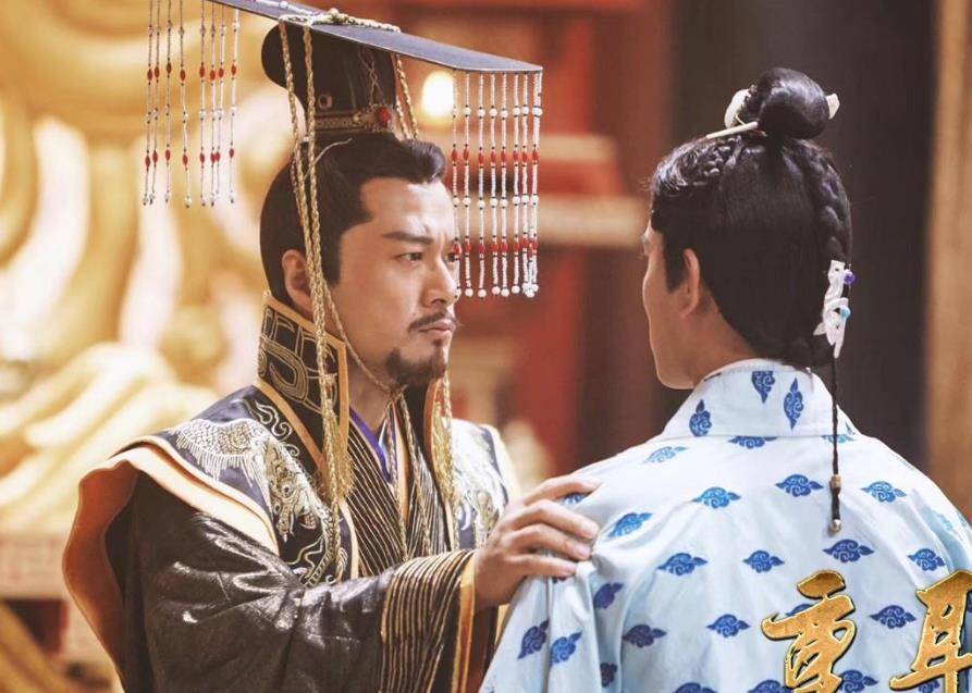 历史上有8个人有这类眼睛,不是帝王就是圣人_鱼俱罗_李元_皇帝