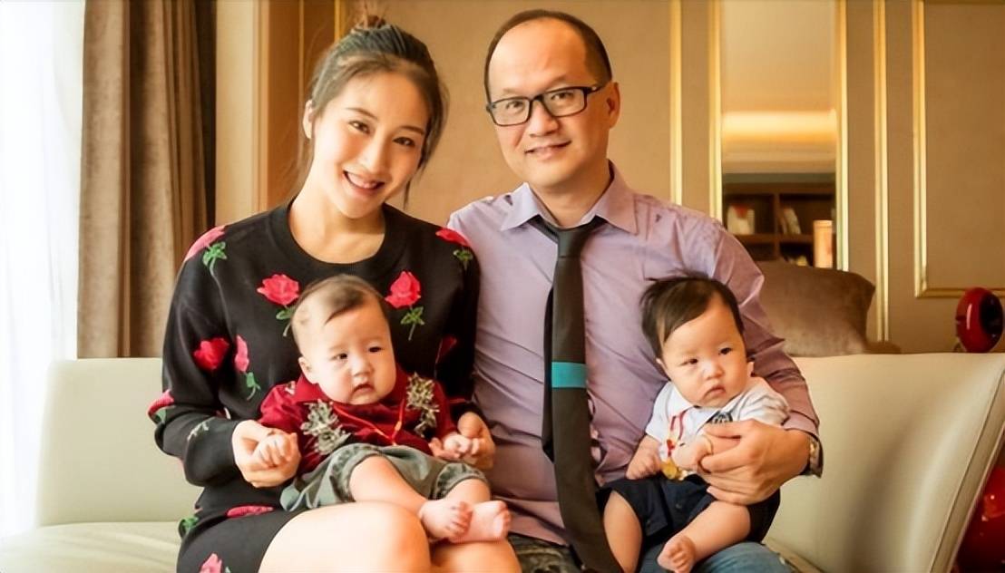 小三公然叫嚣原配,丈夫带人上门夺子,周美毅的豪门"噩梦"_郑刚_孩子