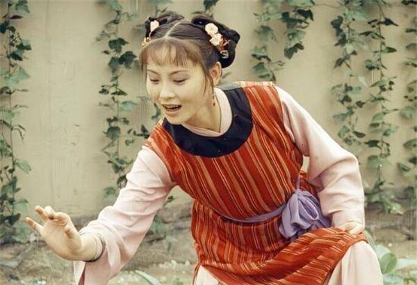 在古代买一个仆人要多少钱?以你现在的收入水平,买个丫鬟够吗?