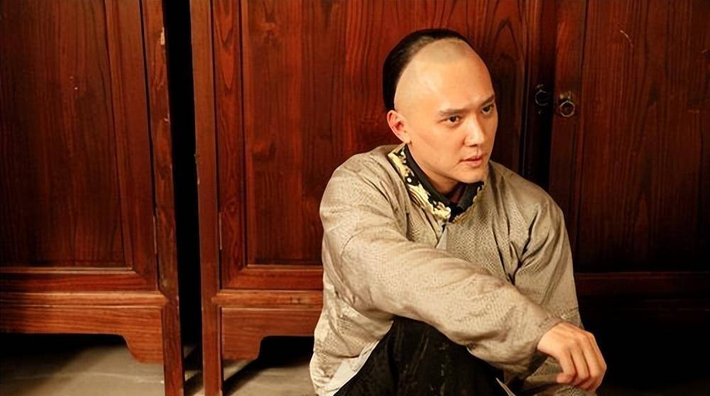 胤禩:康熙第八子,人称贤王却被康熙放弃,被雍正休妻,死在禁所