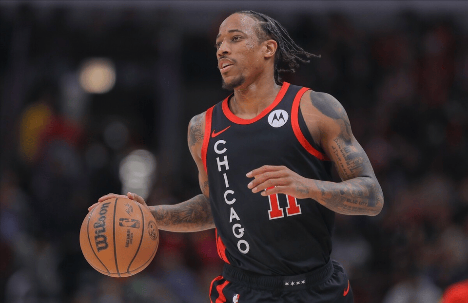 湖人正式行动,老詹看球别有用心,阿赞扎心了,又被家乡球队无视