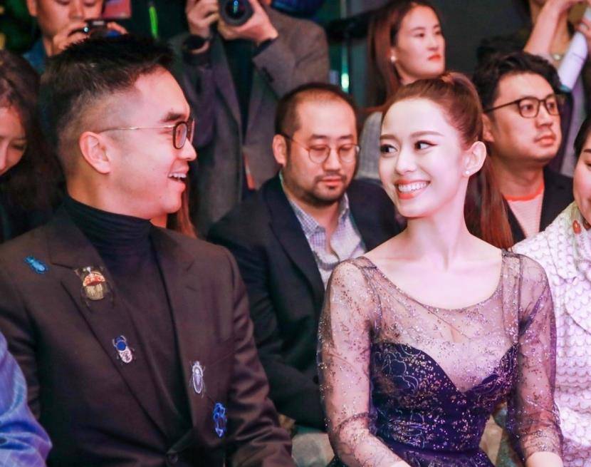 8位"半身美人"的破防瞬间,不动时貌美如花,一走路不敢直视_杨幂_景甜