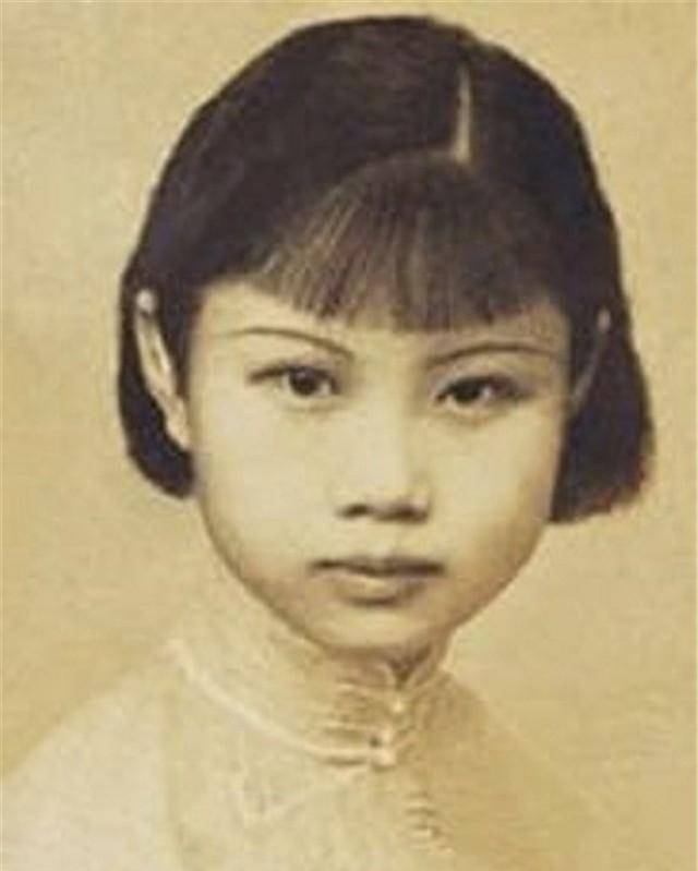 就如林淑华,优渥的生活环境,让她更想去追求心目中完美的爱情,根本不