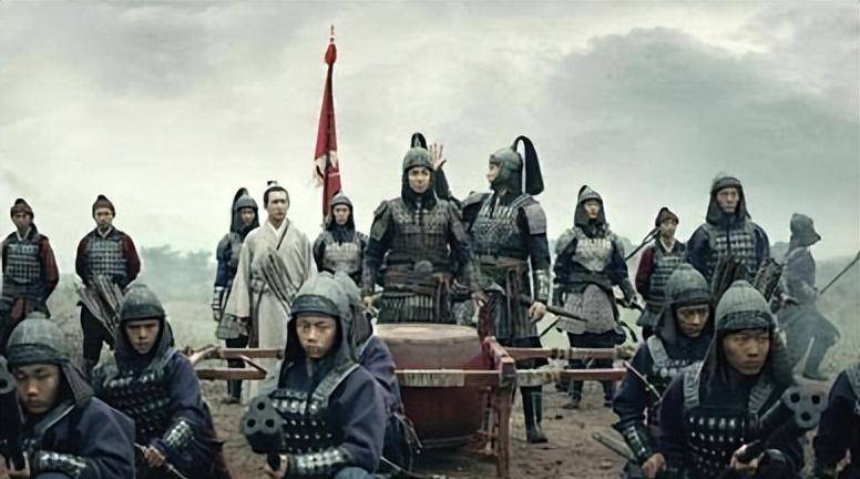 在宁海大战中,戚继光用"鸳鸯阵"打败了倭寇,后来又成功取得了新河城