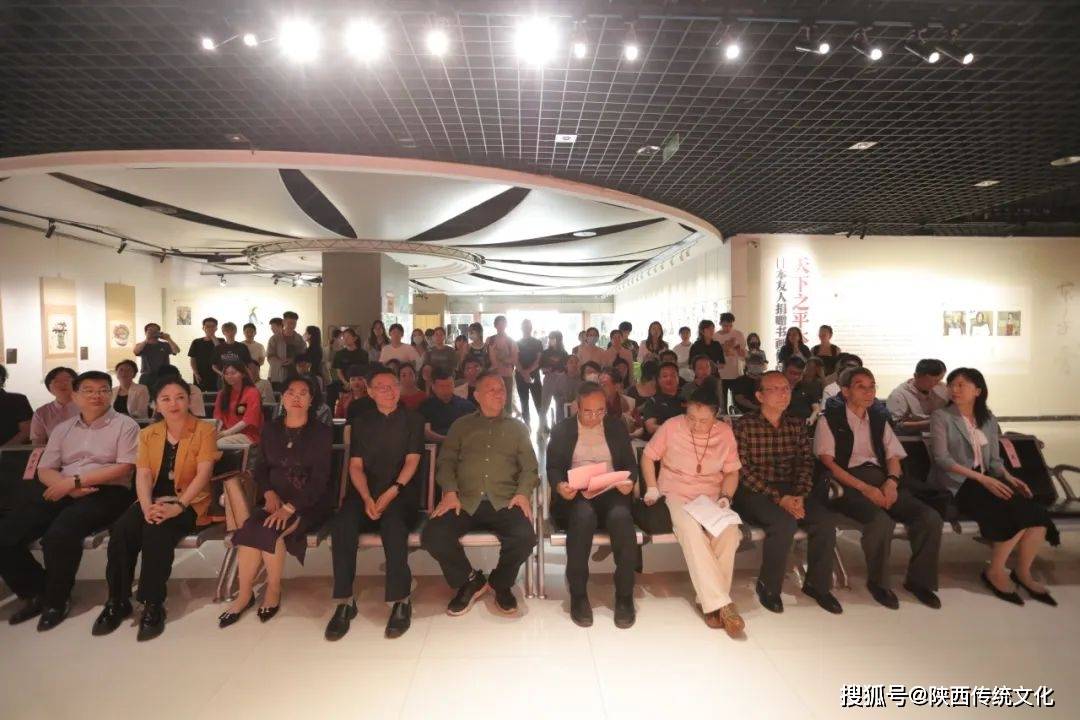 西安交通大学党委书记卢建军,陕西省人大常委会原副主任邓理,共同为"