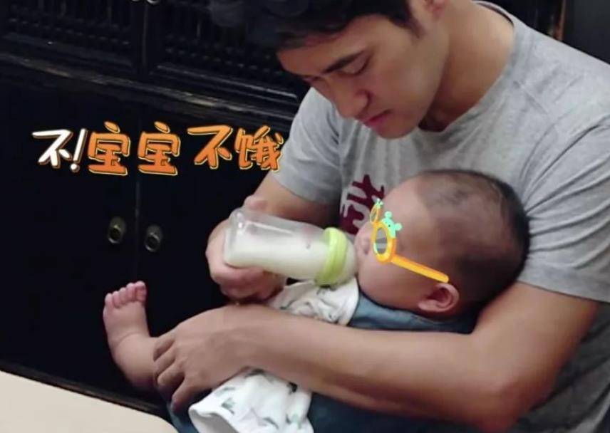 袁弘:6点起床做饭,对二婚妻子的一切有求必应,他有多会宠妻?