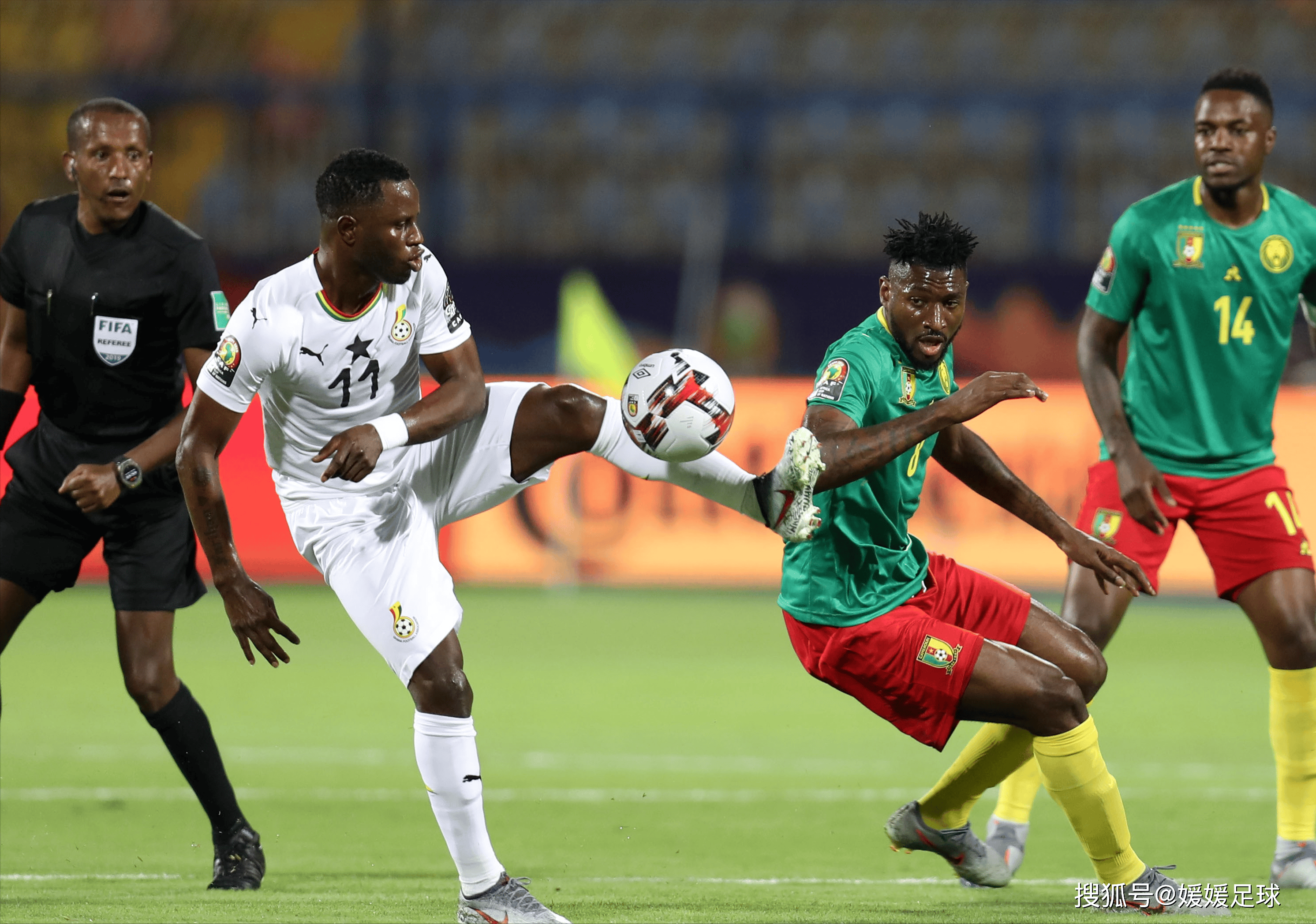 今日足球:柏太阳神vs札幌冈萨多 萨索洛vs卡利亚里