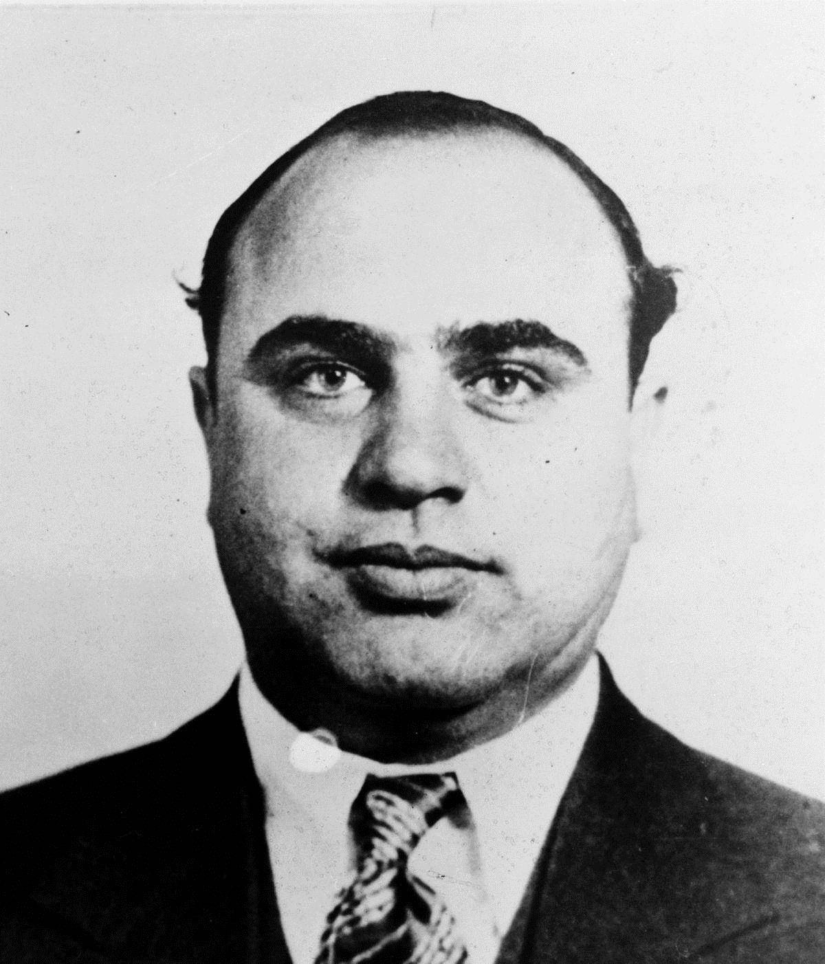 1962年,关押美国黑手党老大的恶魔岛有3人越狱,60年来生死不明_弗兰克