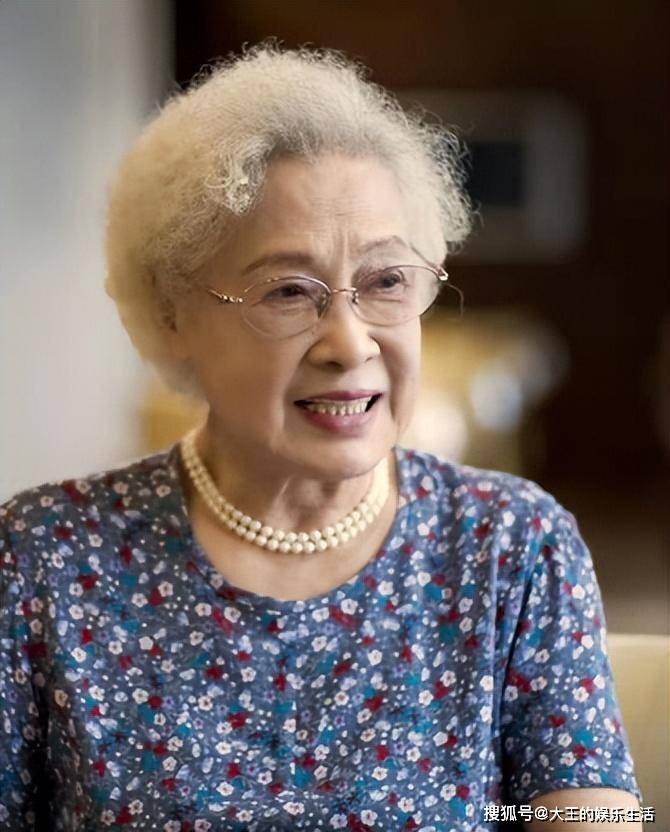 演员秦怡:被亲妹抢走丈夫,孩子又患上精神病,和女儿反目成仇