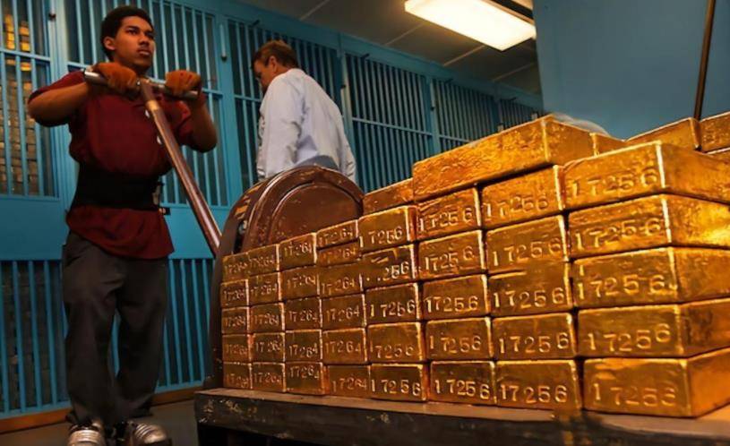 广西"上林帮"非洲淘金记:为钱殊死搏斗,常备200克金子保命_加纳_黄金