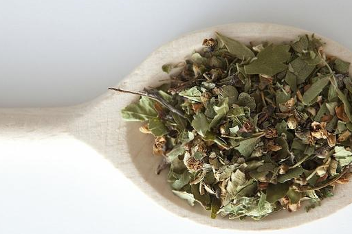 每天坚持喝山楂泡水,这几件好事会自动找上门_运动_建议_桑叶