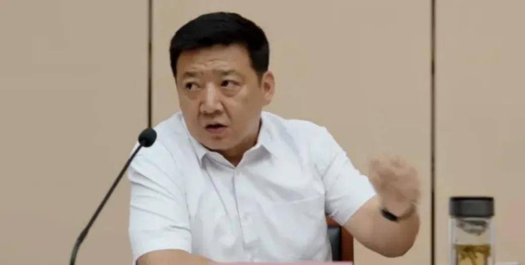 县委大院:几任县委书记都不是太理想,为何马广群能做常务副市长