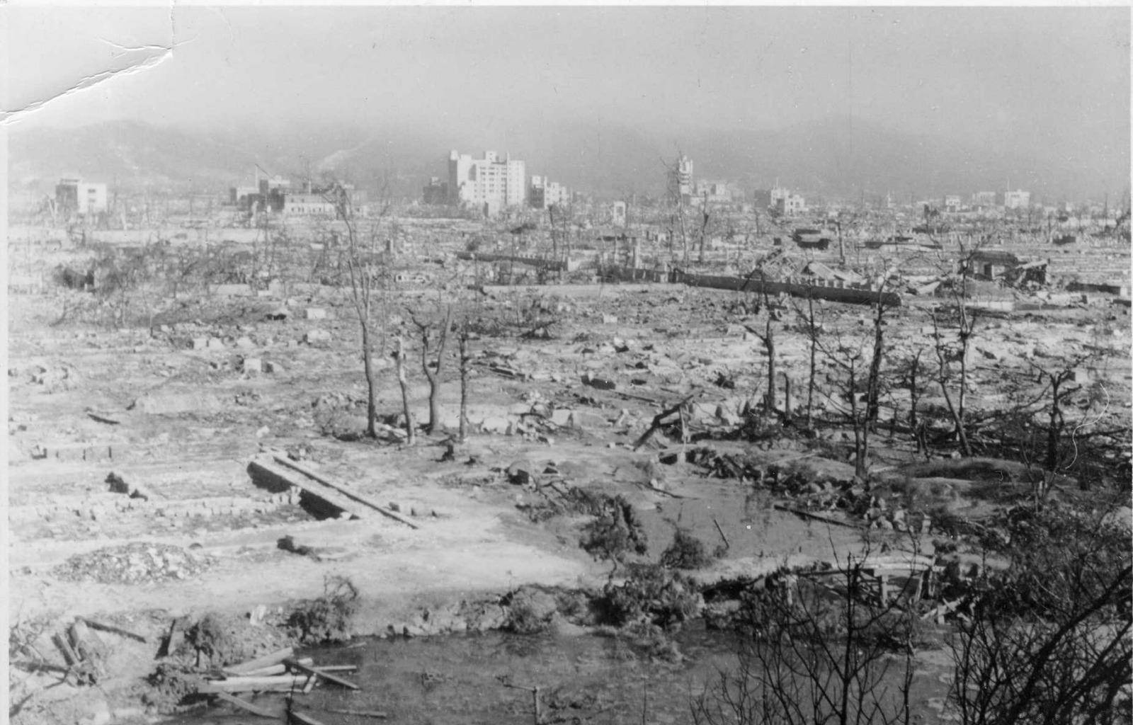 广岛核爆幸存者所见:被大火吞噬的废墟中,传出了撕心裂肺的叫声