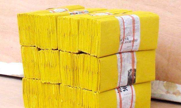 为什么古代要给死者的面部盖张黄纸?原因很简单,但很少有人知道