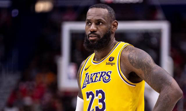 体育专题:湖人队预计与詹姆斯达成高薪续约协议_骑士队_同队_合同