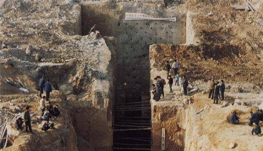 如今这些年汉墓确实发现的还是有不少,但是确实汉墓被盗的概率太大了