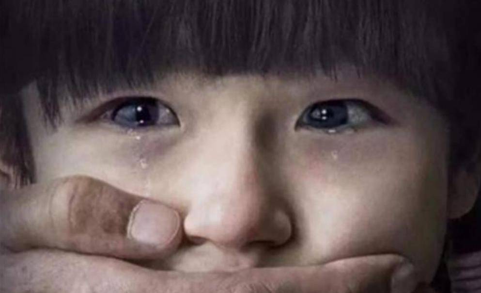 青海妈妈燕志云:虐待6岁女儿致死,7年后出狱,挖出女儿骨灰泄愤