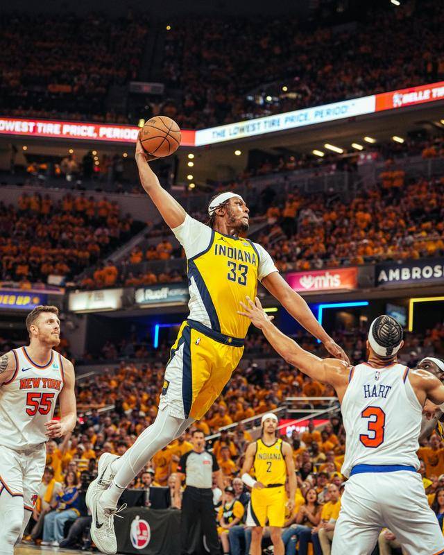 西亚卡姆狂轰25 7 5,步行者完胜尼克斯拖入抢7!布伦森31 5,哈特伤退