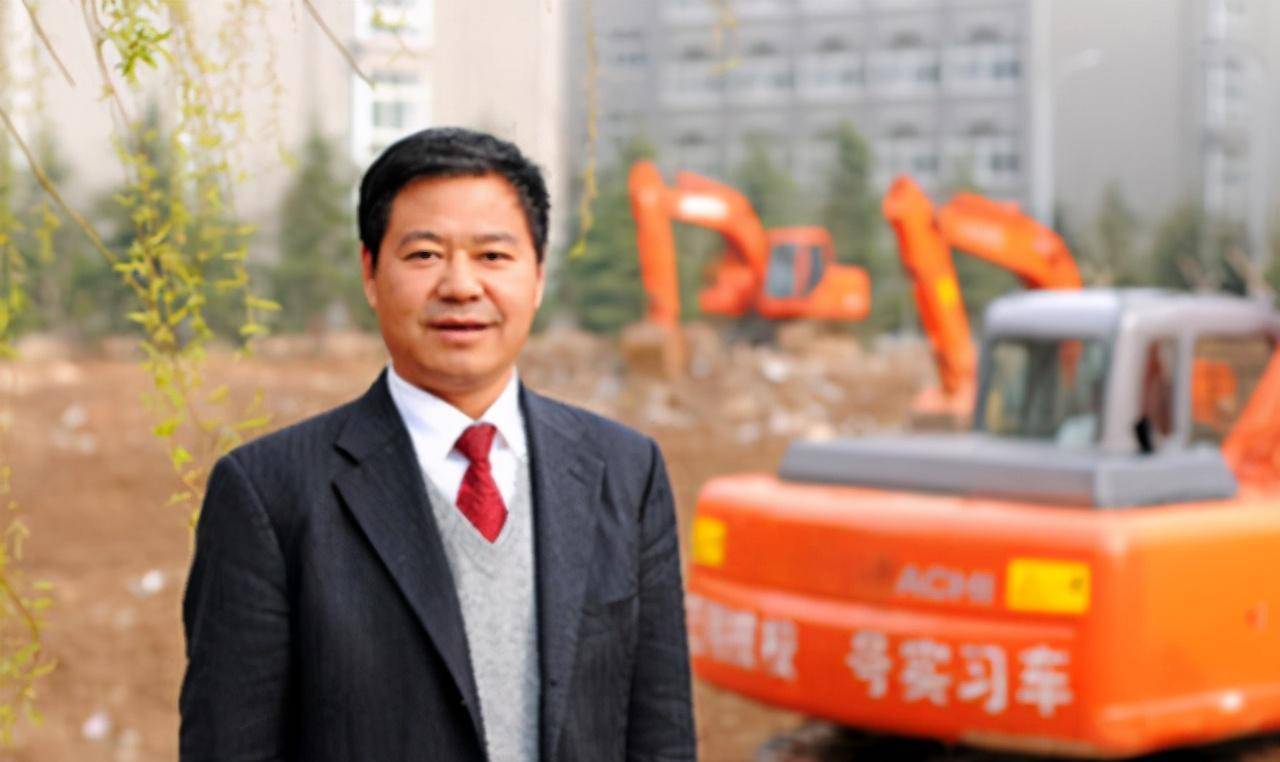 山东亿万富豪荣兰祥:岳父支持创业,成功后,为财产带人打伤岳父