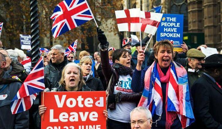 惨遭欧洲各国"抛弃"的英国,后悔脱欧了吗?_欧盟_国家_经济