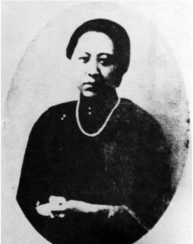 张作霖家庭生活照,第一张英姿飒爽,最后一张实属罕见