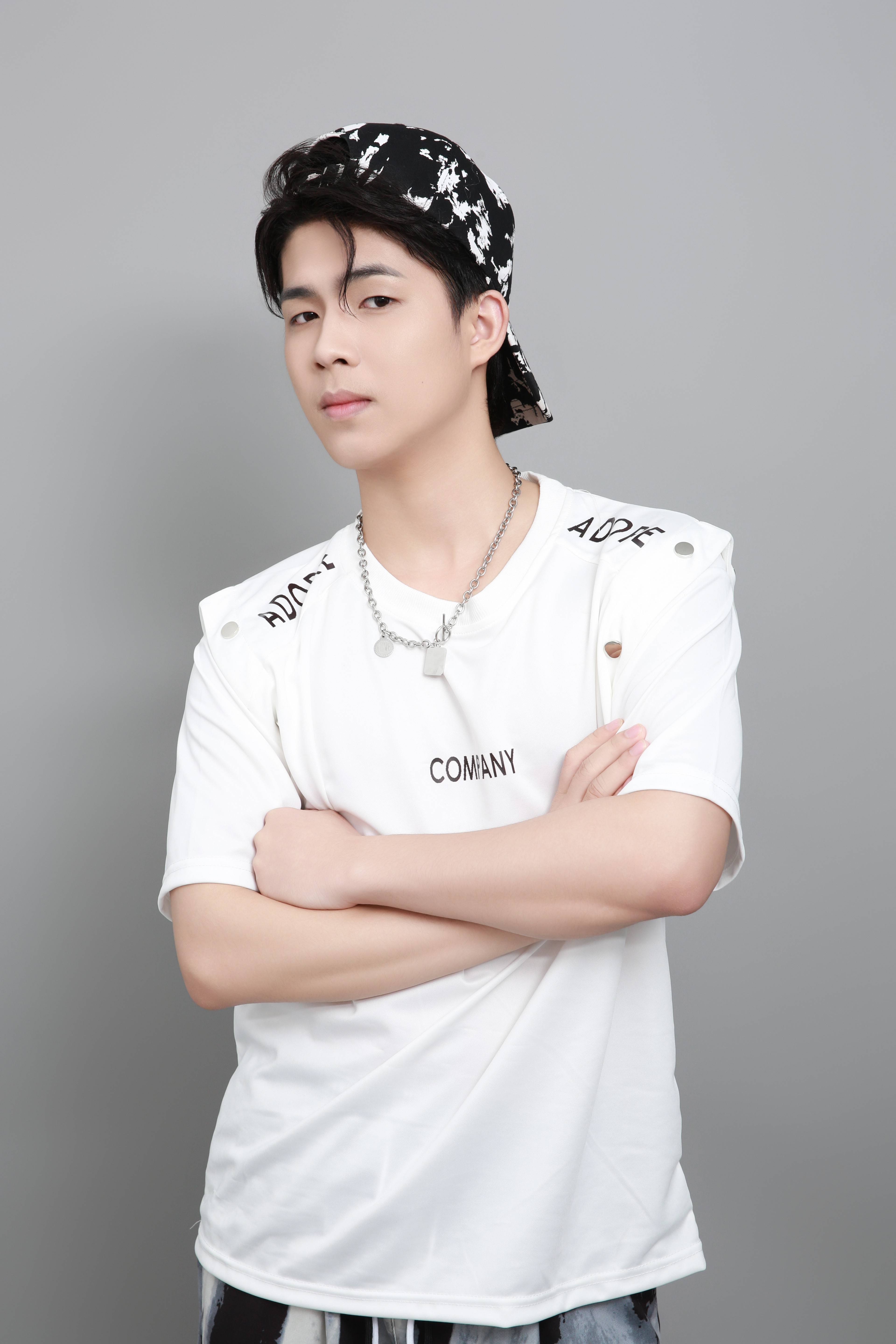 潮流先锋,男模邓森浩风采闪耀全场!