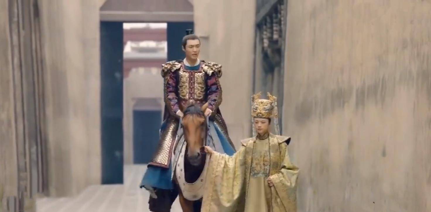 《大明风华》孙若微送朱祁镇出征,母亲跪儿子,朱祁镇依旧纨绔样