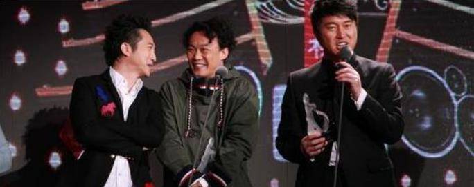 满文军的事业在第二位妻子李莉的到来后蒸蒸日上.