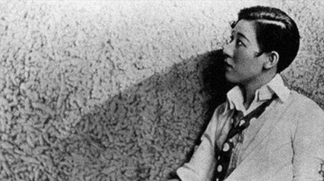 1948年,川岛芳子被执行枪决,尸体手中紧握一纸团,上面写了什么