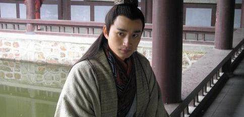 被赵飞燕两姐妹害死的许皇后来头不小,被废后惨遭亲姐哄笑欺骗!