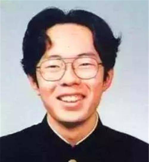 12年前的凶案:日本宅男当街杀害7人被判死刑,现今却开起了画展