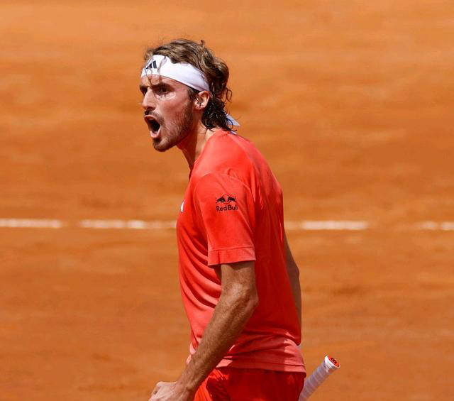 西西帕斯被智利猛将贾里逆转出局,网友直呼"扶不起的阿斗"