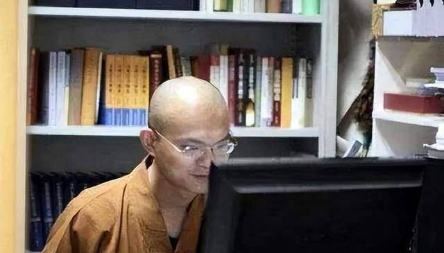 清华博士张明光:2009年不顾父母哀求执意出家,14年打造网红寺庙