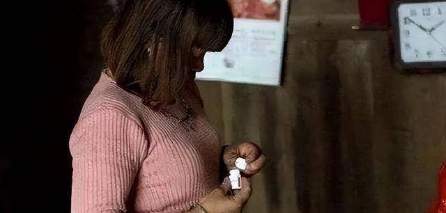 今天我们就带大家一起走进神秘的"两性人",去看看他们的真实生活又是