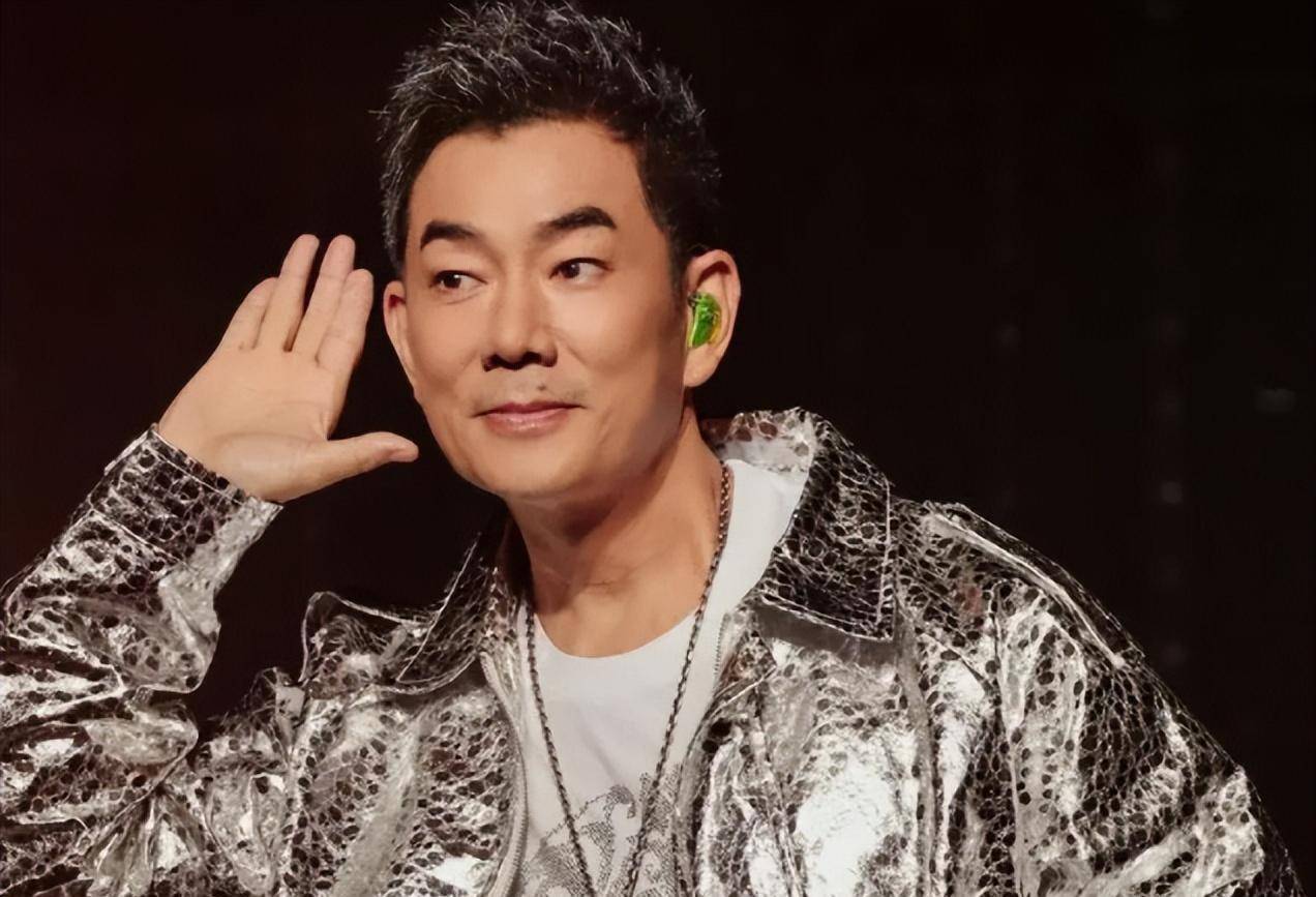 4位台湾艺人回到内地寻亲,有人潸然泪下,有人直接领身份证定居_任贤齐