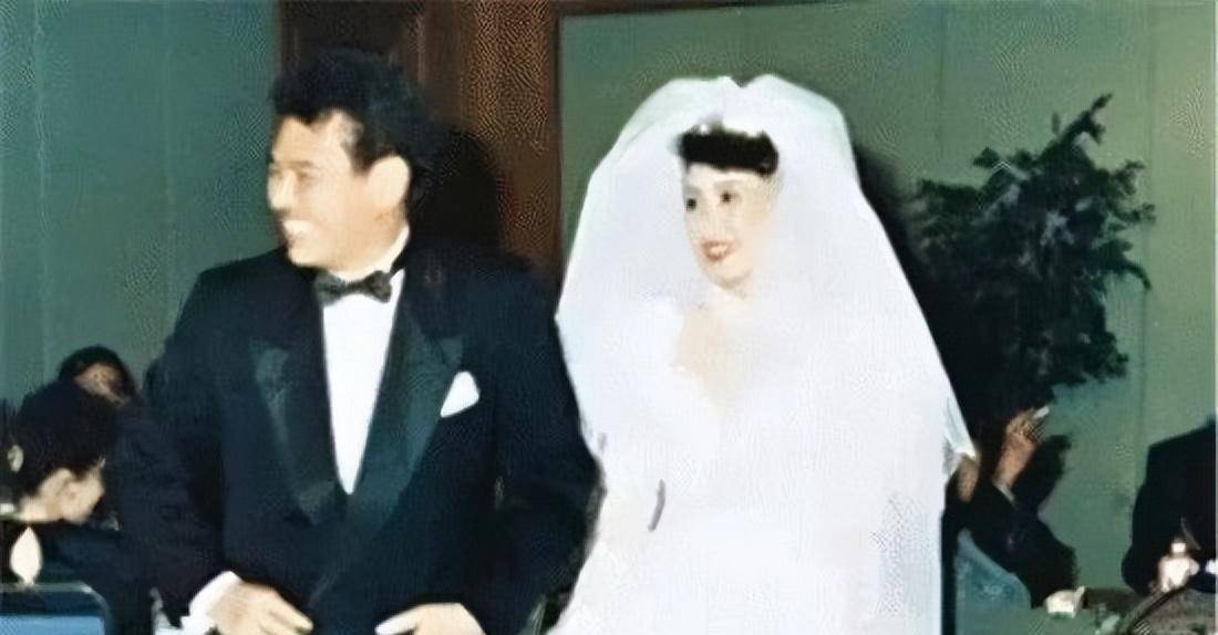 陈观泰曾与台湾女演员方怡珍和赵婷婷有过婚姻关系,可惜最终都离婚了.