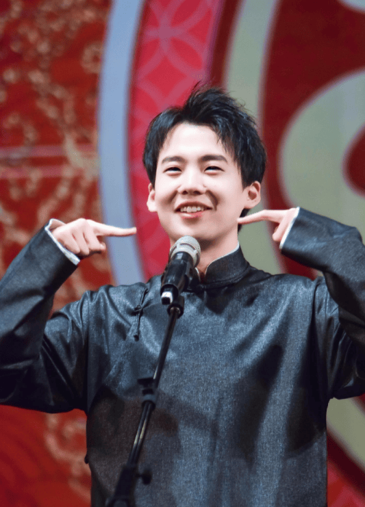 于谦儿子收到18所大学offer,反观郭德纲儿子,初中就辍学说相声