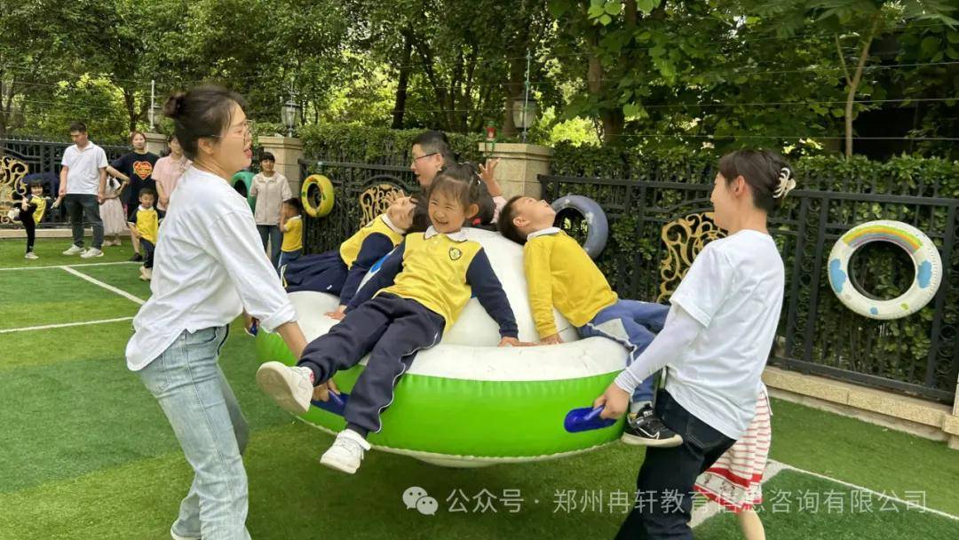 幼儿园体育游戏是一种什么的体育活动(幼儿园体育游戏是一种什么的体育活动呢)