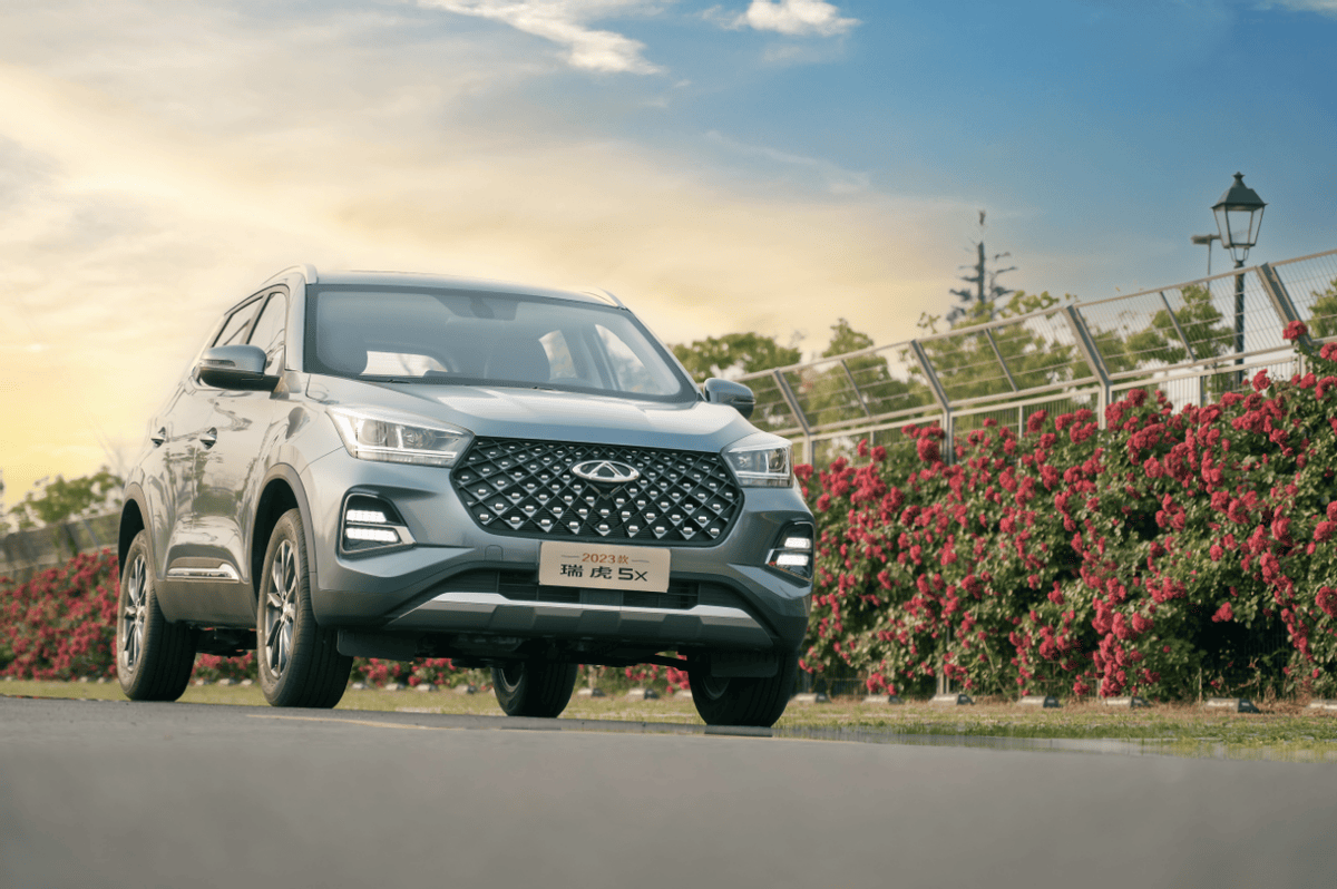 520最佳助攻,瑞虎5x惠民版5.99万元起,1元下定至高可抵1万元